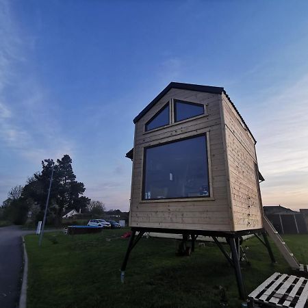 Treehome Tinyhouse Střítež Εξωτερικό φωτογραφία