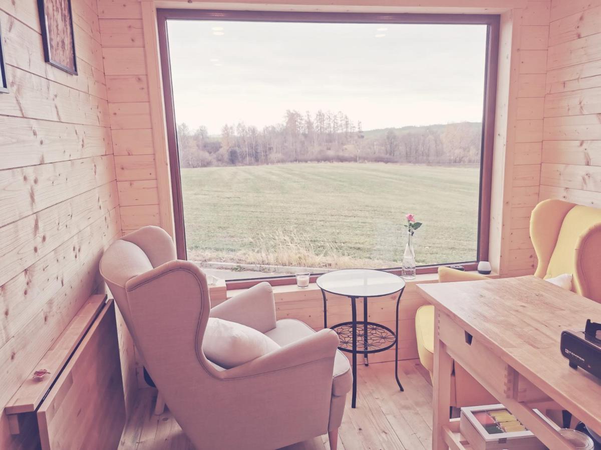 Treehome Tinyhouse Střítež Εξωτερικό φωτογραφία
