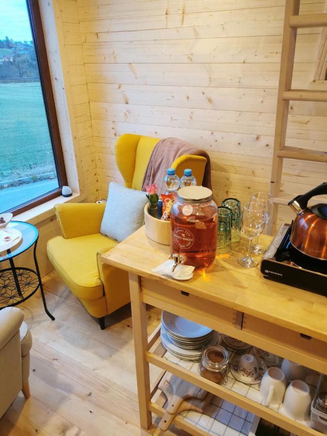 Treehome Tinyhouse Střítež Εξωτερικό φωτογραφία