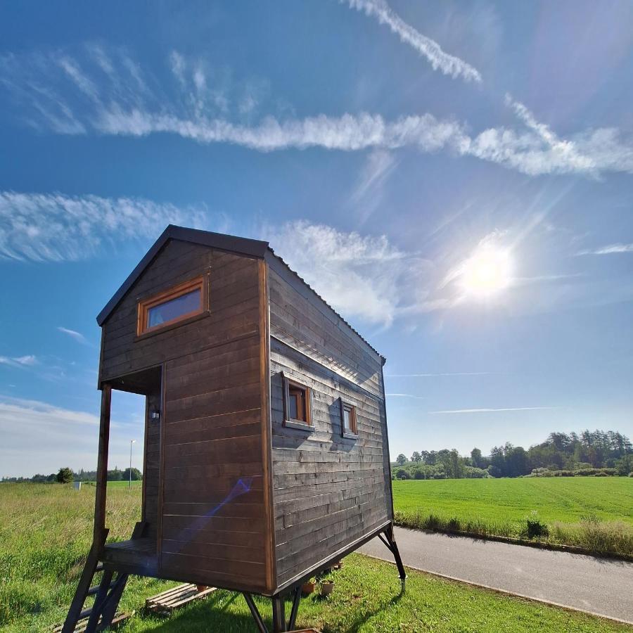 Treehome Tinyhouse Střítež Εξωτερικό φωτογραφία